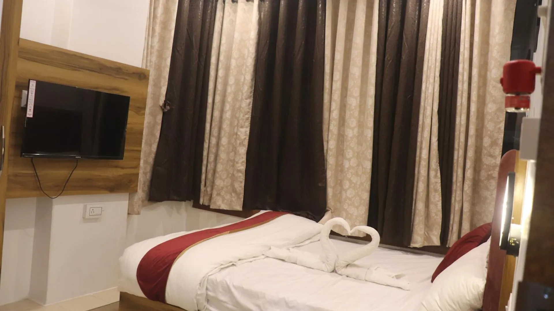 Hotel Maurya Inn Pandeypur Varanasi