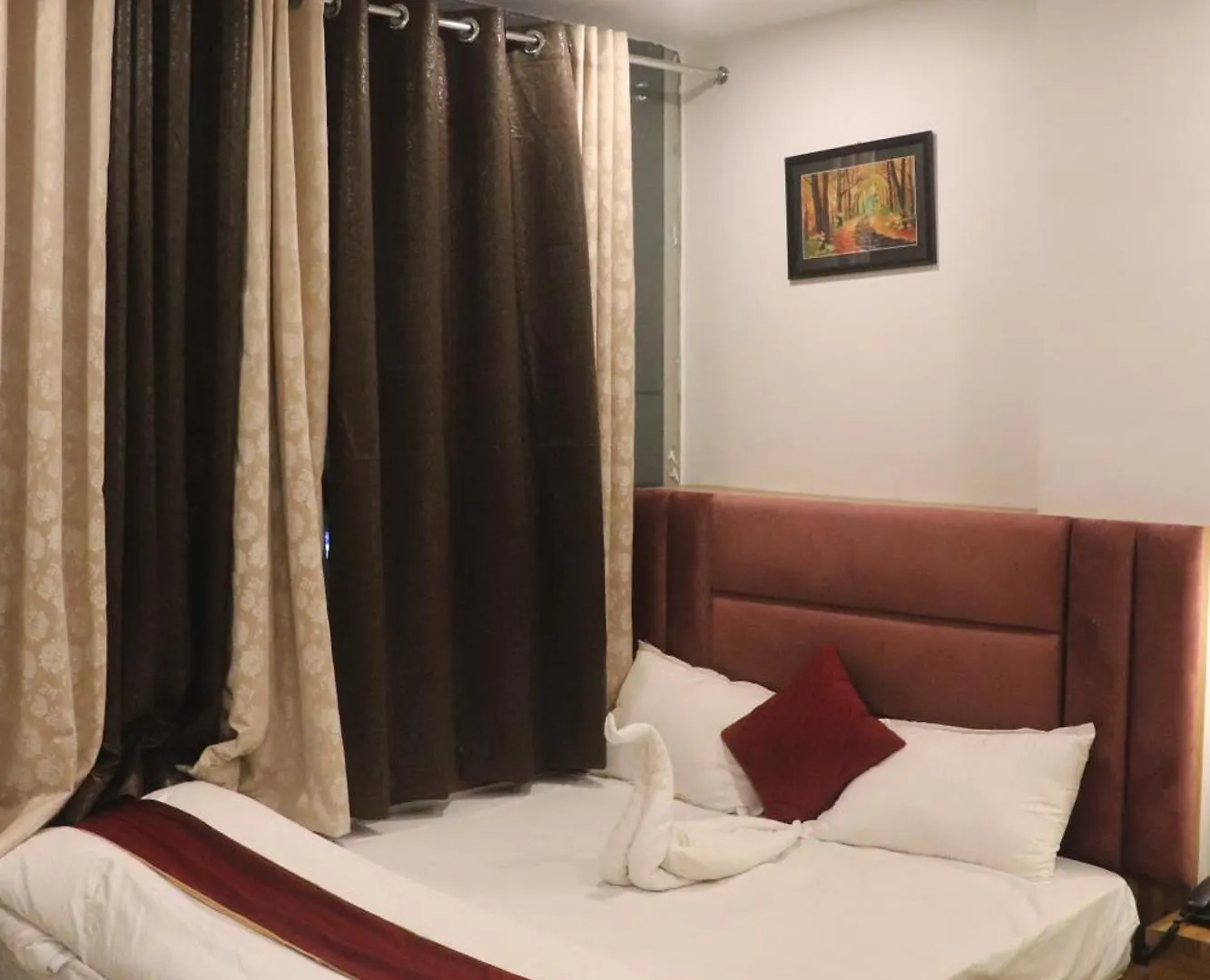 Hotel Maurya Inn Pandeypur Varanasi