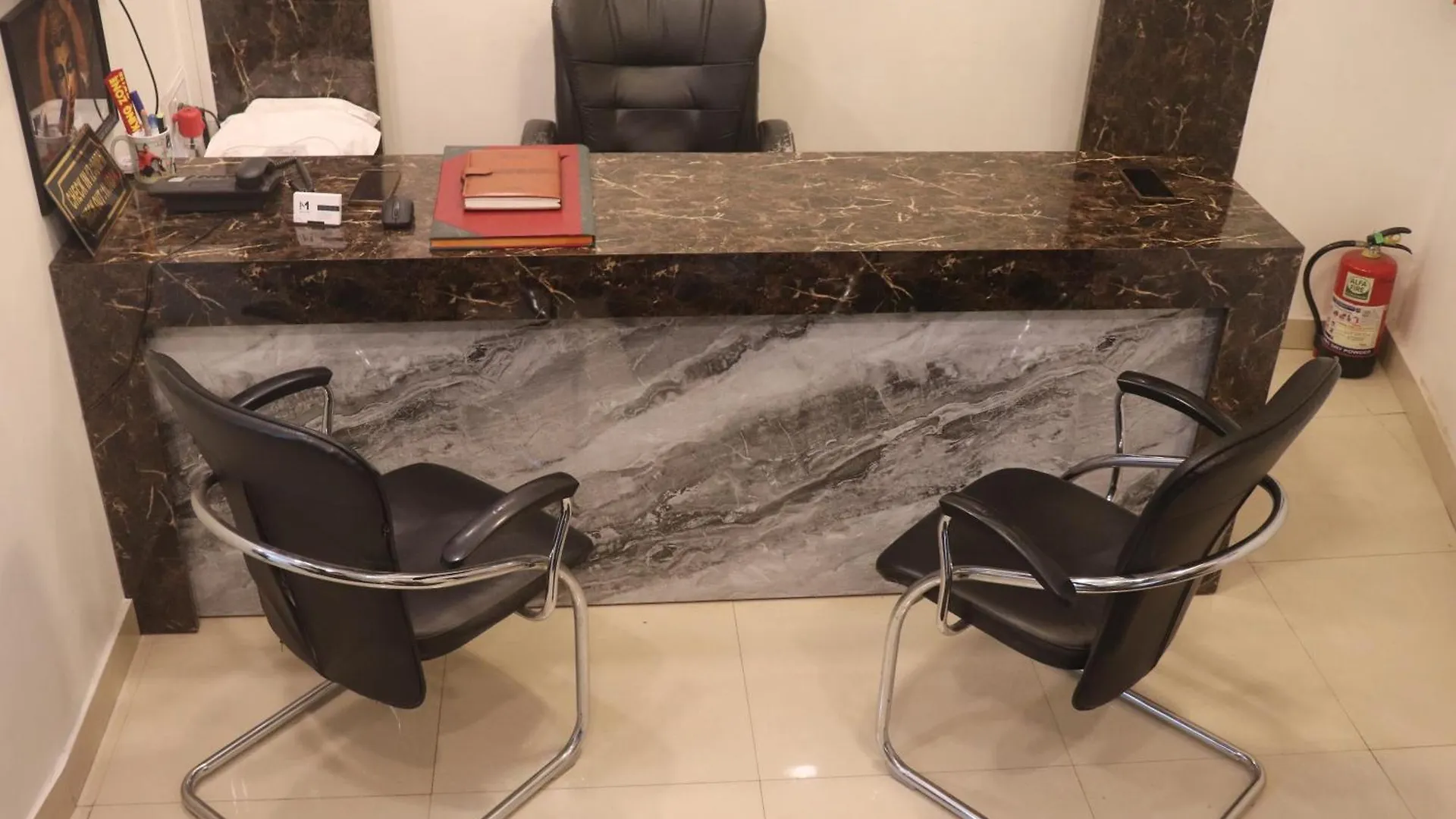 Hotel Maurya Inn Pandeypur Varanasi