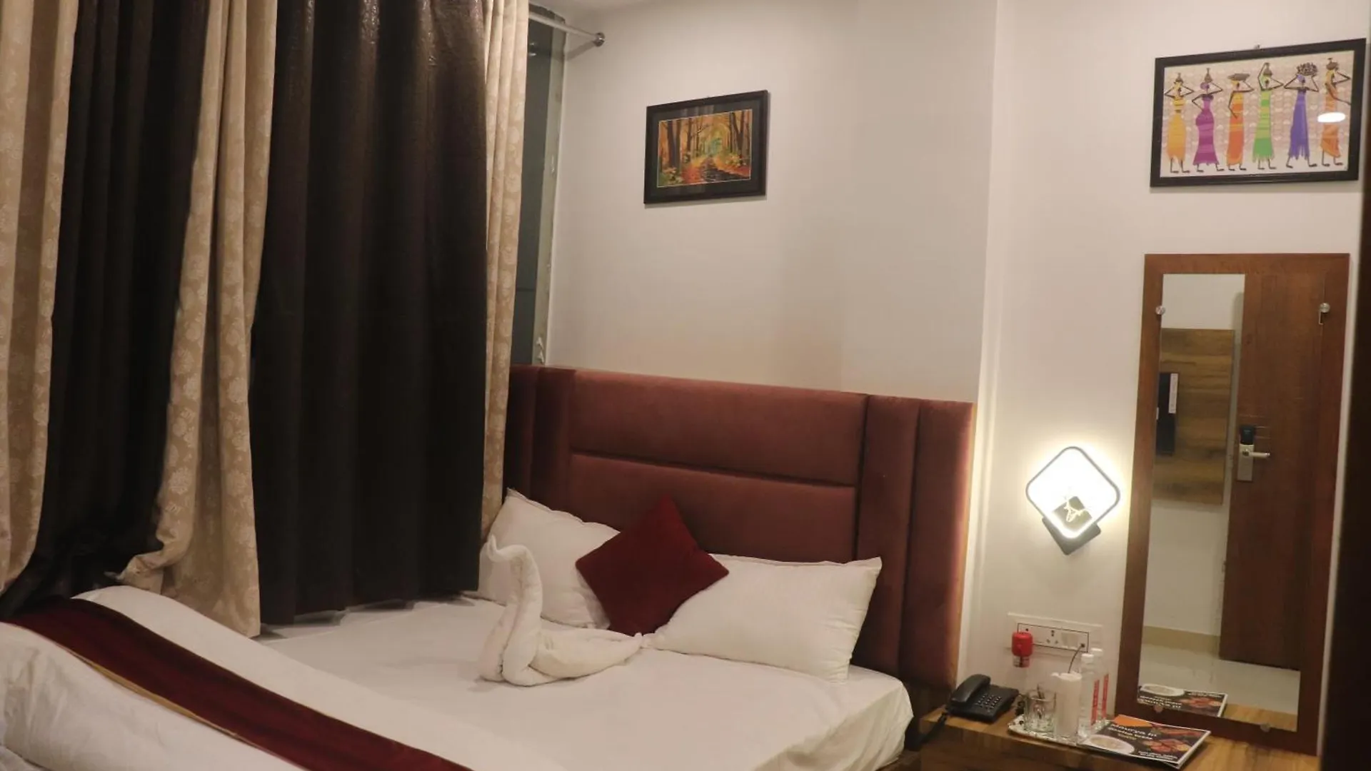 Hotel Maurya Inn Pandeypur Varanasi India