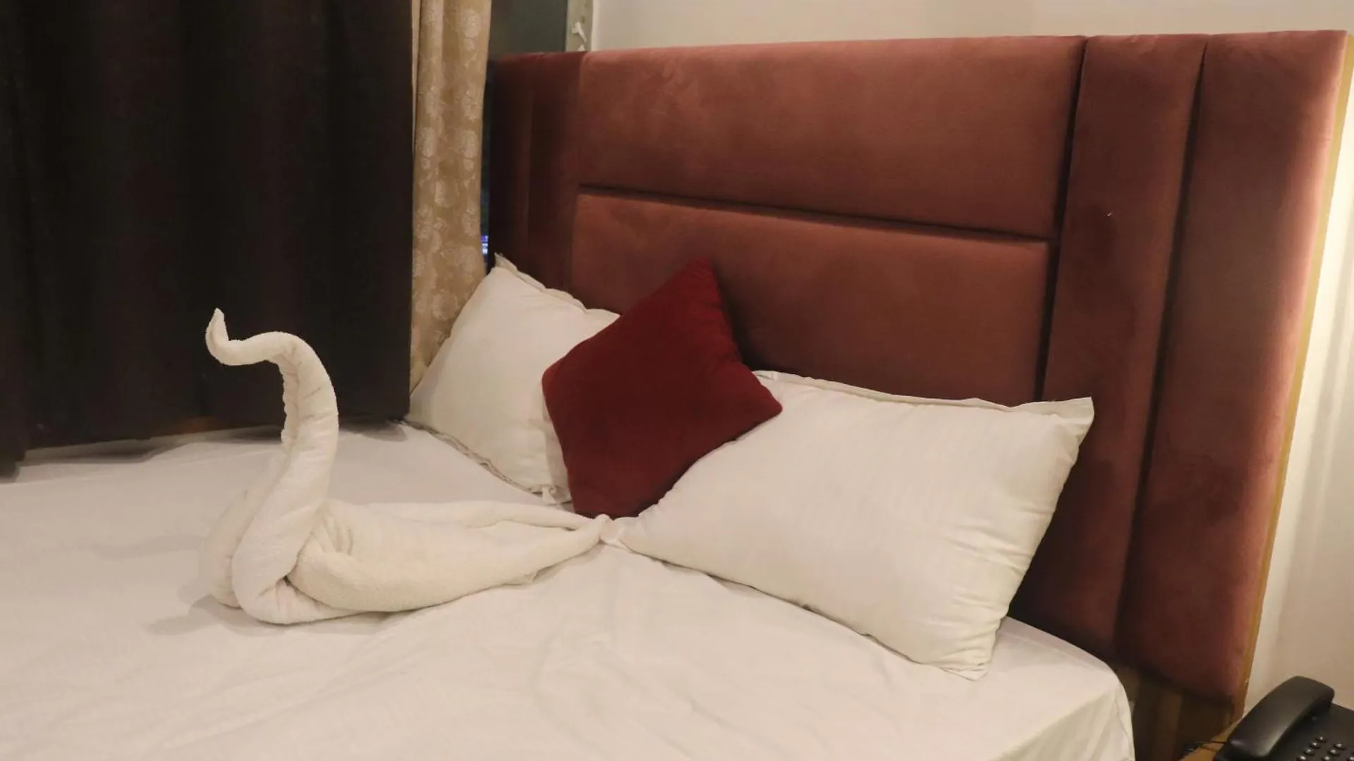 Hotel Maurya Inn Pandeypur Varanasi 3*,