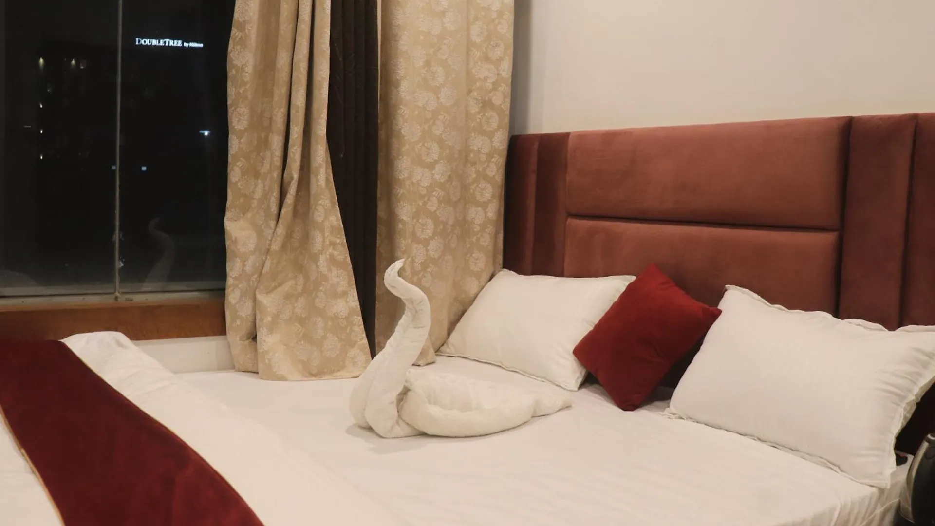 Hotel Maurya Inn Pandeypur Varanasi