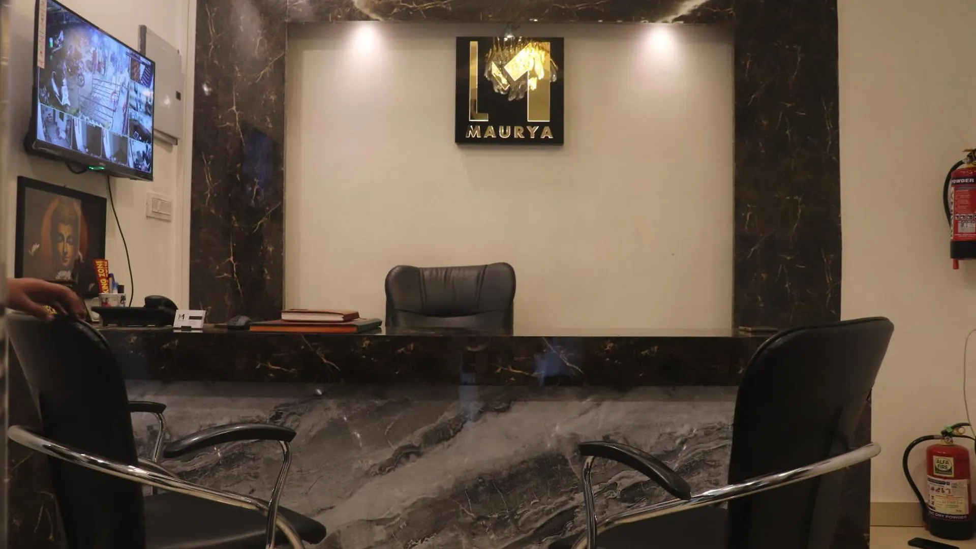 Hotel Maurya Inn Pandeypur Varanasi