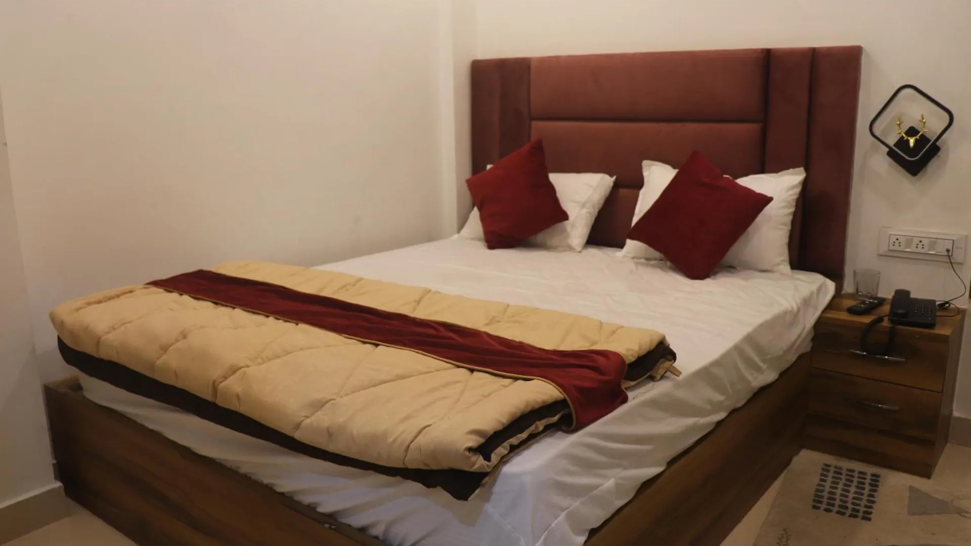 Hotel Maurya Inn Pandeypur Varanasi