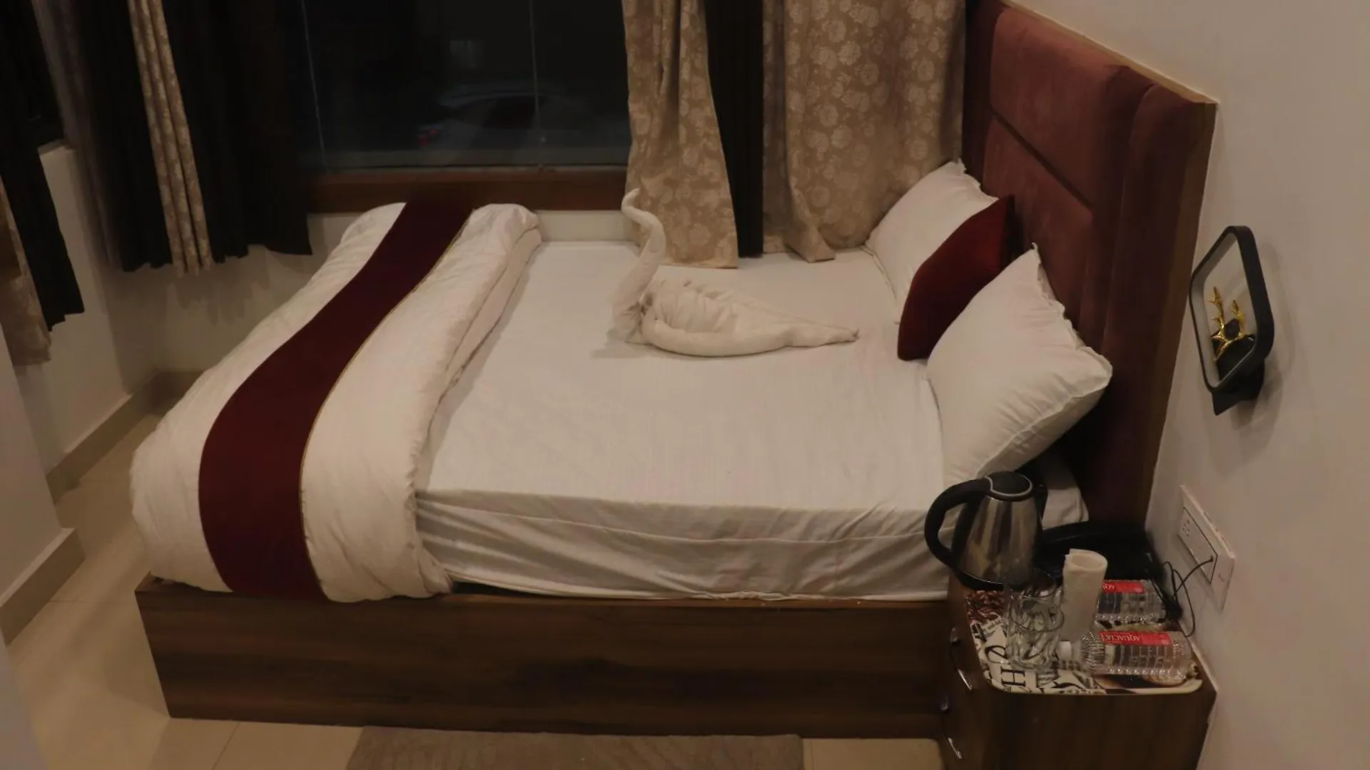 Hotel Maurya Inn Pandeypur Varanasi