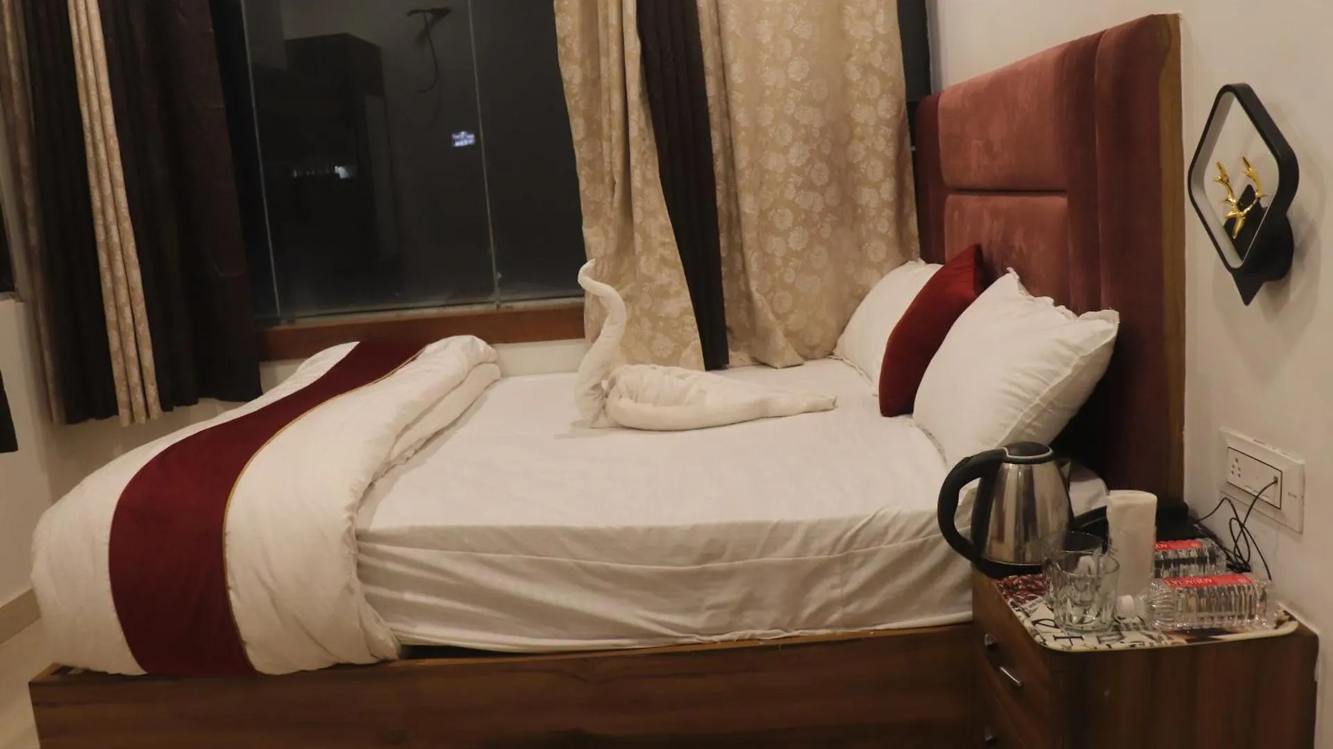 Hotel Maurya Inn Pandeypur Varanasi